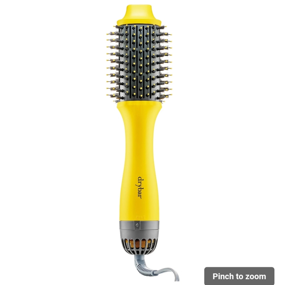 NEW DRY BAR blow dryer brush.